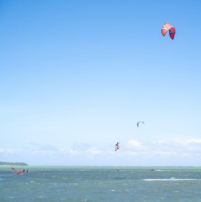 kitesurfing in the west of mauritius